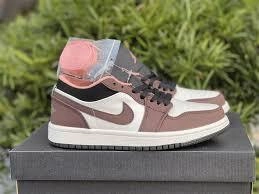 Air Jordan 1 Low Mocha DC6991-200 review 