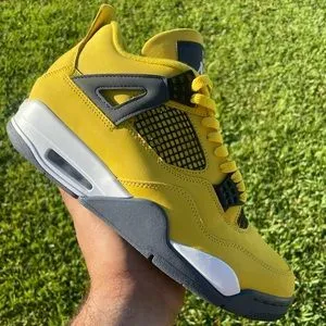 Jordan 4 Retro Lightning CT8527-700 review 