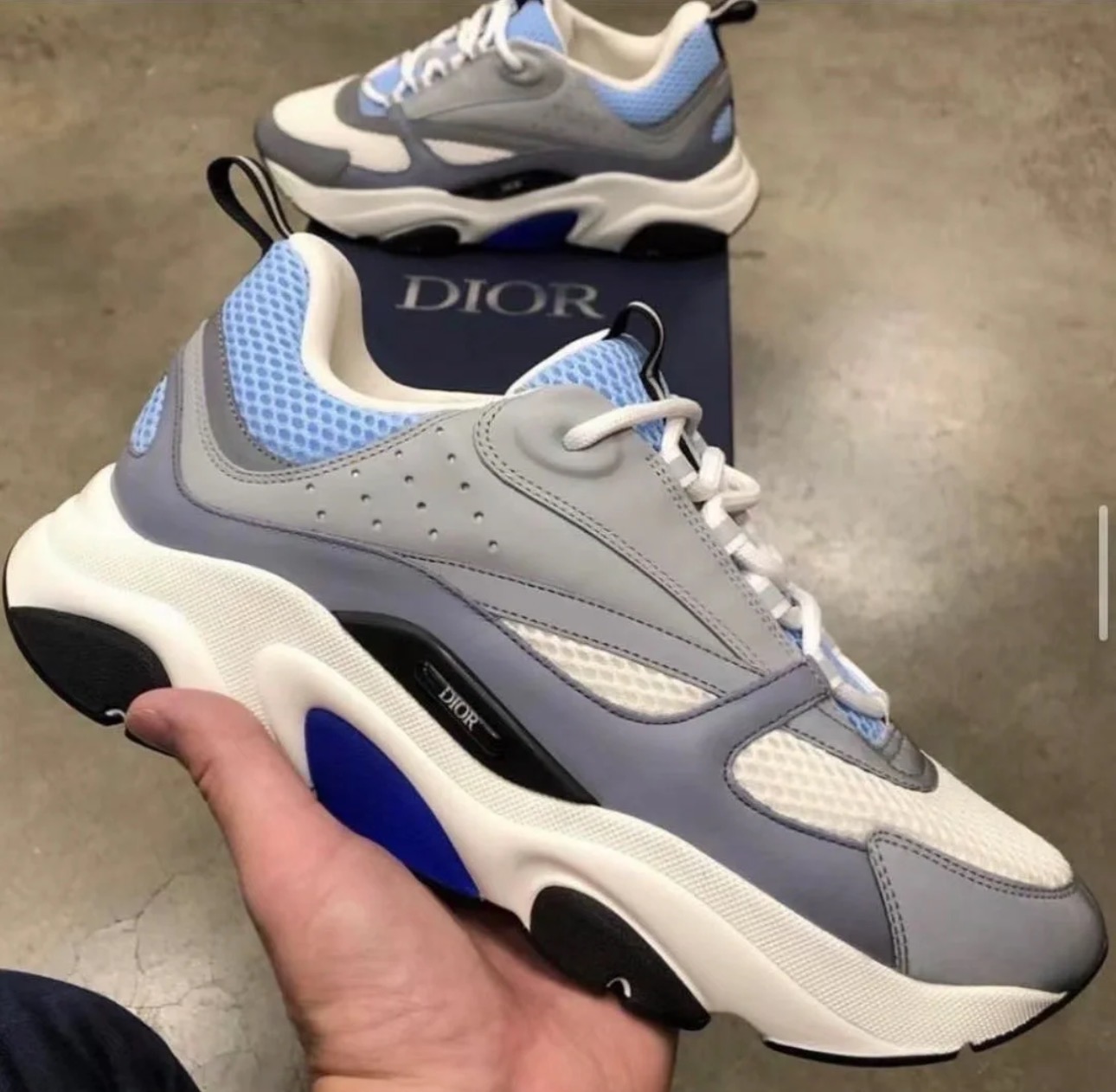 Dior B22 White Blue 3SN231YXX_H865 review brian