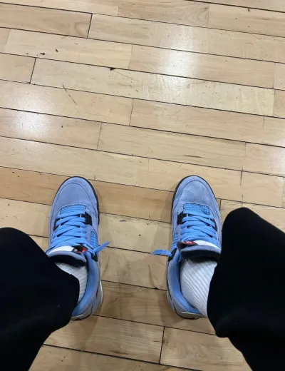 Air Jordan 4 Retro University Blue CT8527-400  review mncbdjfg