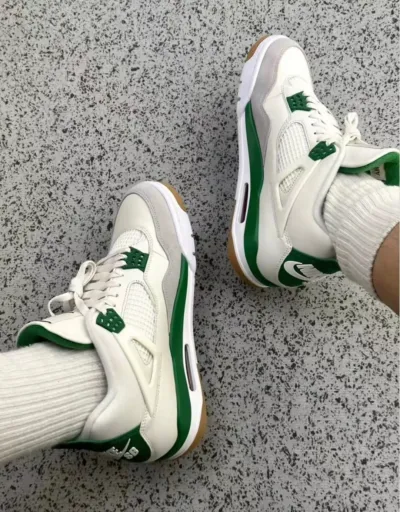 Nike SB X Air Jordan 4 Retro SP Pine Green  DR5415-103 review njksghdg