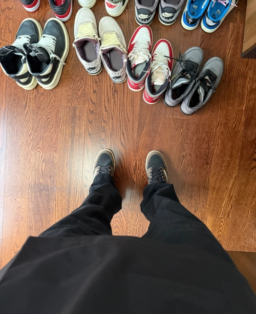 Travis Scott x Air Jordan 1 Low Mocha CQ4277-001 review 