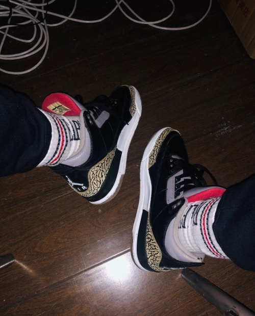 Jordan 3 Retro Black Cement Reimagined DN3707-010 review 