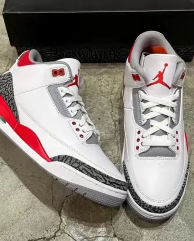 Jordan 3 Retro Fire Red DN3707-160 review qree
