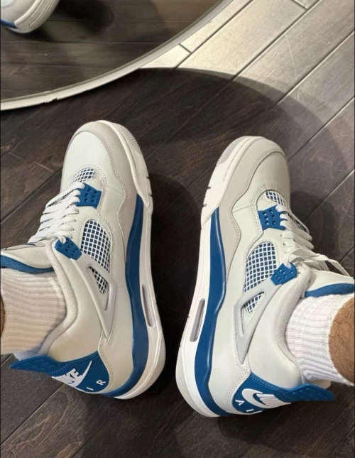 Jordan 4 Retro Military Blue 2024 FV5029-141 review 