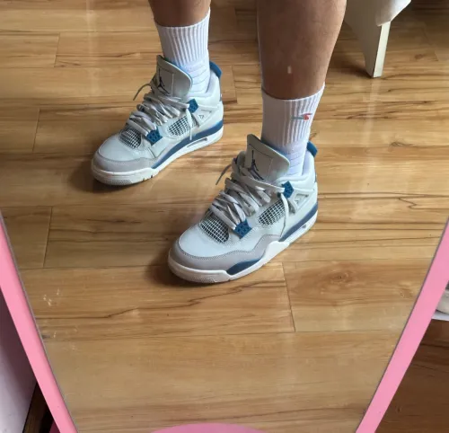 Jordan 4  Military Blue (2024)  FV5029-141 review 