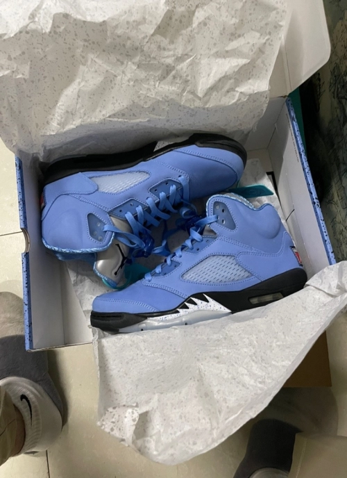 Jordan 5 Retro UNC University Blue DV1310-401 review 