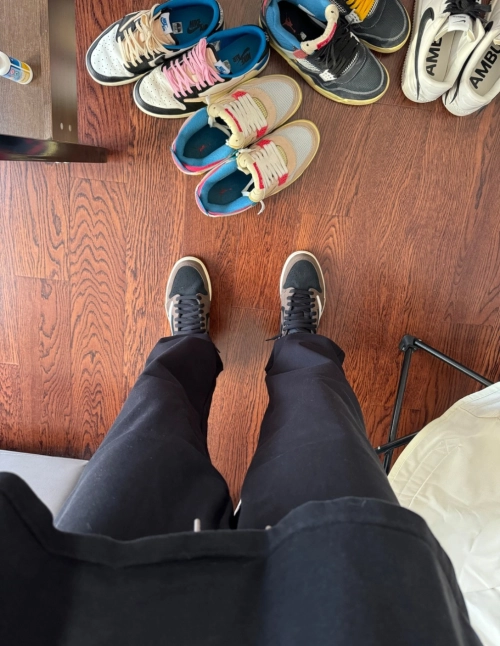 Travis Scott x Air Jordan 1 Low Mocha CQ4277-001 review 