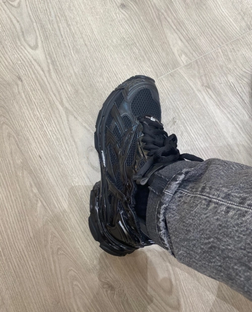 Balenciaga Runner Black 656065W3RA11000  review 