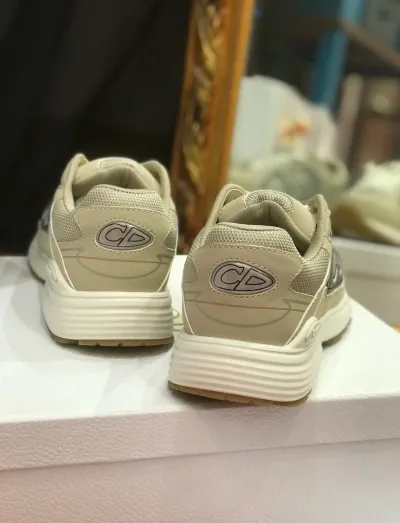 Dior B30 Cream Green 3SN279ZND-H161 review Ava 00