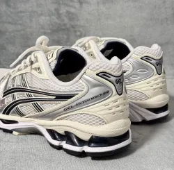ASICS Gel-Kayano 14 White Midnight 1202A056-109 review Charlotte 02