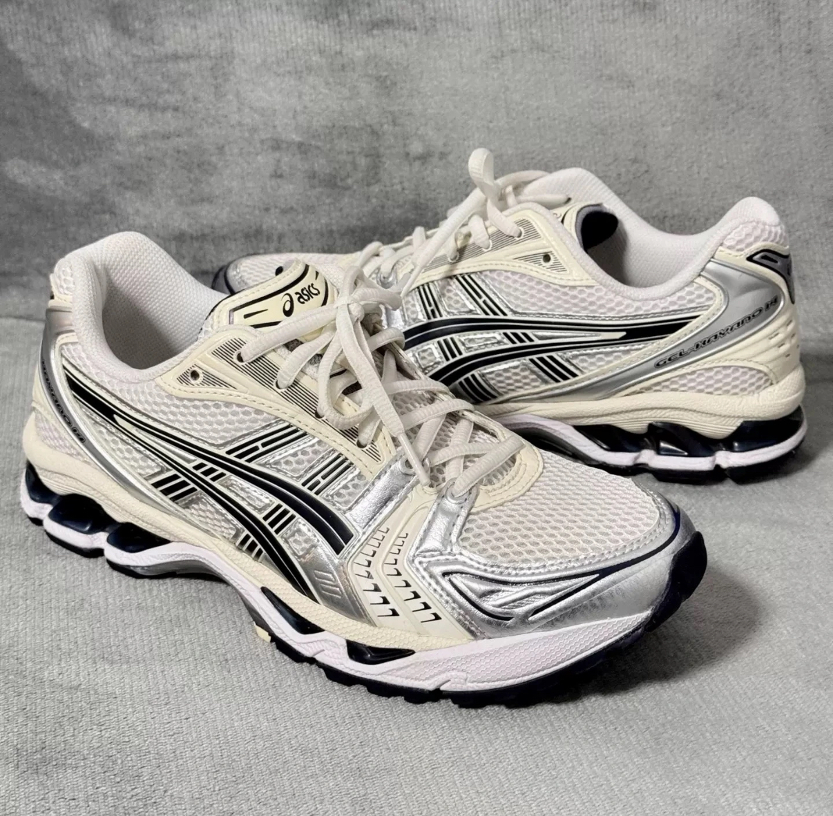 ASICS Gel Kayano 14 White Midnight 1202A056-109 review Charlotte 02