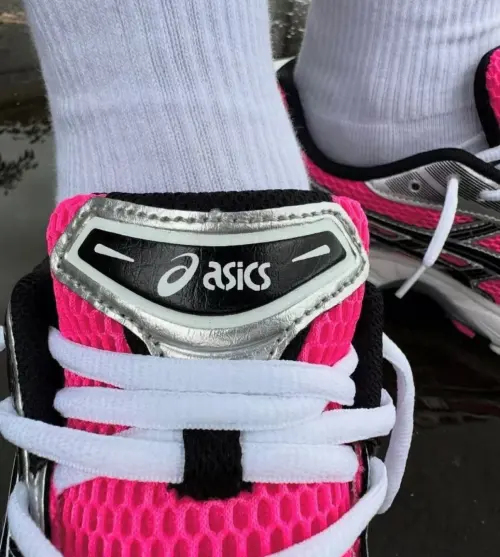 ASICS Gel-Kayano 14 Pink Glo 1201A019-700 review 