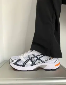 Asics Gel 1130 White Midnight 1201A256 106 review Harper 01