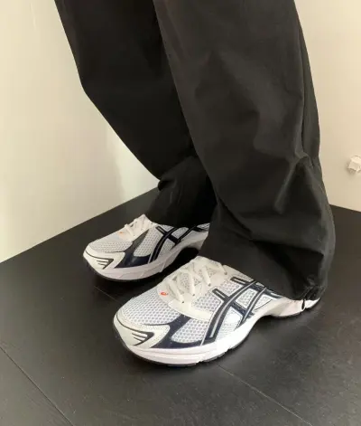 Asics Gel 1130 White Midnight 1201A256 106 review Harper 02