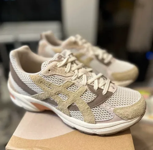  Asics Gel 1130 'Birch Sand Peach' 1203A327 201  review 