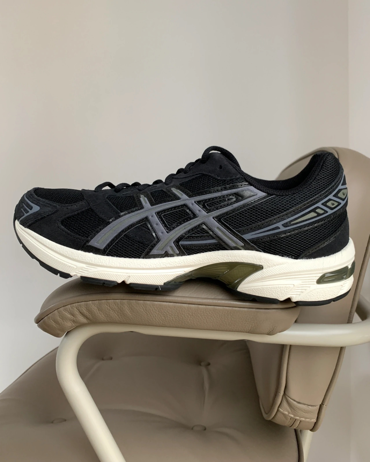 ASICS Gel 1130 Black Metropolis 1201A255-002 review Abigail 00