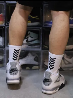 Jordan 4 Retro White Cement 2025  FV5029-100 review Thomas 02