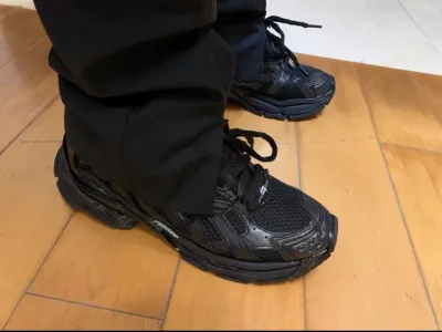 Balenciaga Runner Black 656065W3RA11000  review Shanna