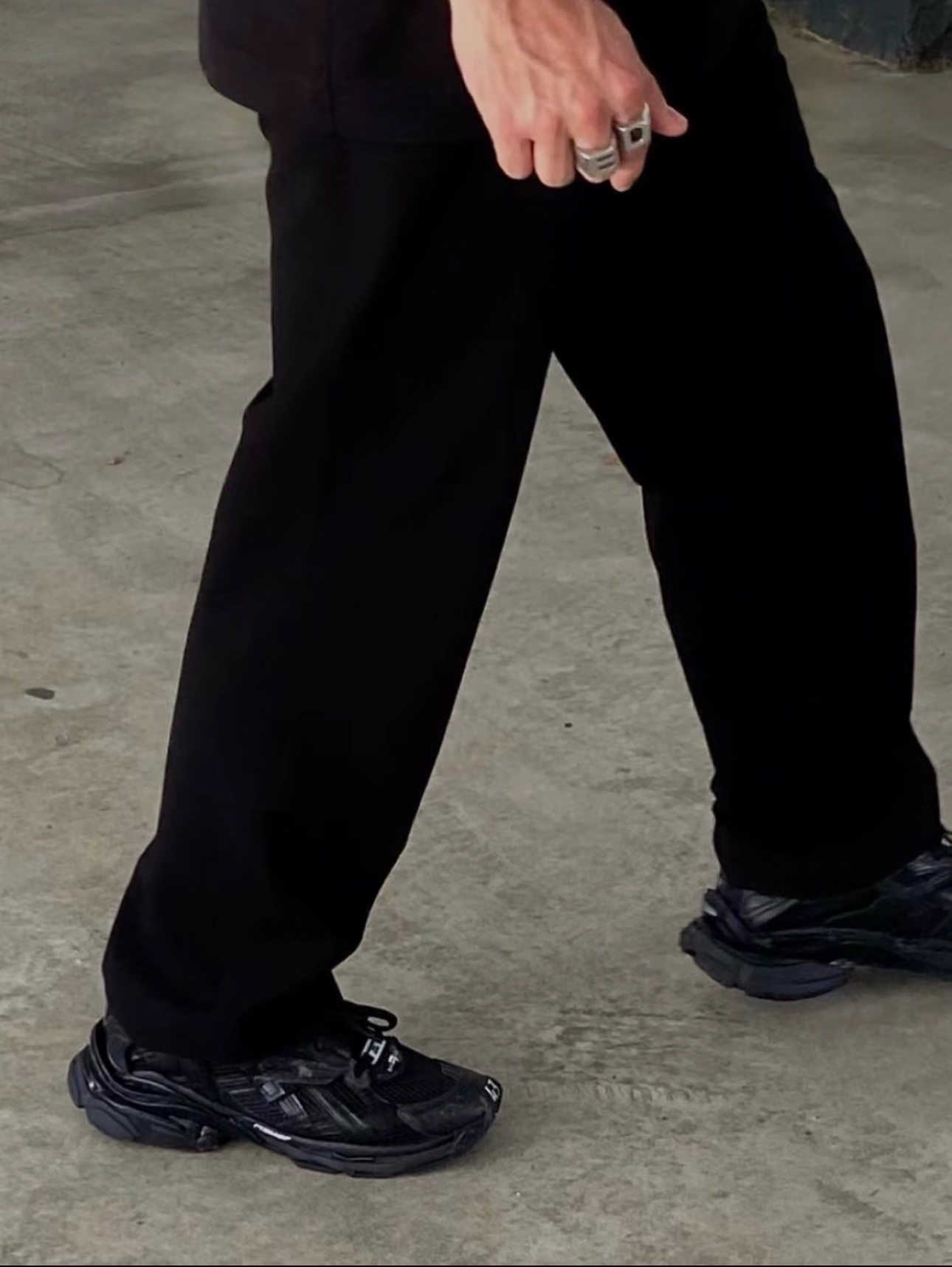 Balenciaga Runner Black 656065W3RA11000  review George