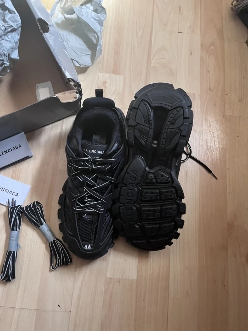 Balenciaga Track LED Black 555032 W1GB7 1000 review 