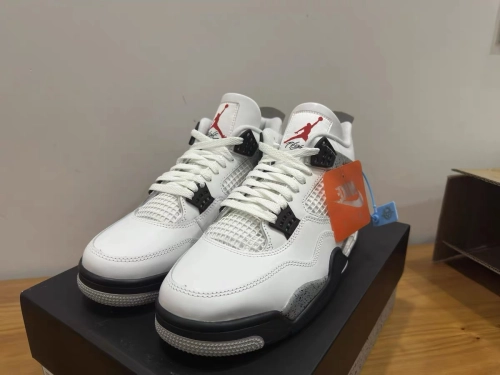 Jordan 4 Retro White Cement (2025) FV5029-100 review 