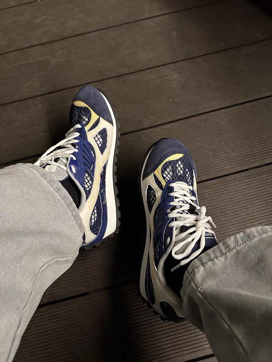 Bottega Veneta Orbit Blue 816635V55B04058 review Tommy