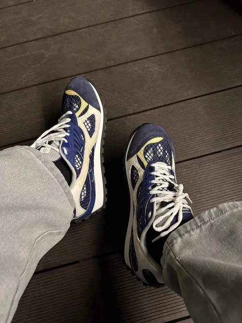 Bottega Veneta Orbit Blue 816635V55B04058 review 