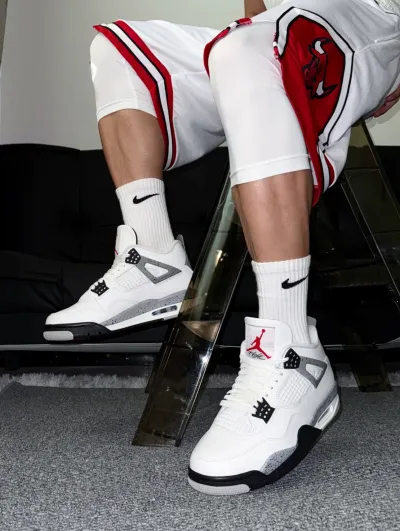 Air Jordan 4 Retro White Cement 2025  FV5029-100 review Jackthon
