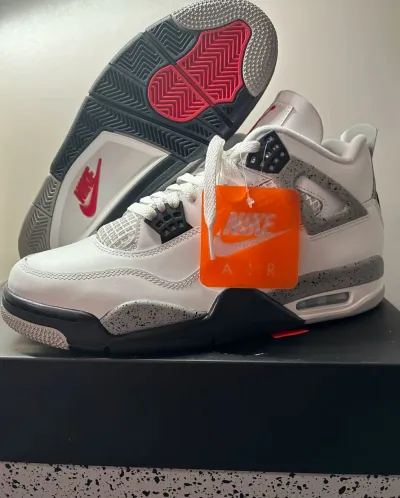 Air Jordan 4 Retro White Cement 2025  FV5029-100 review Dickson