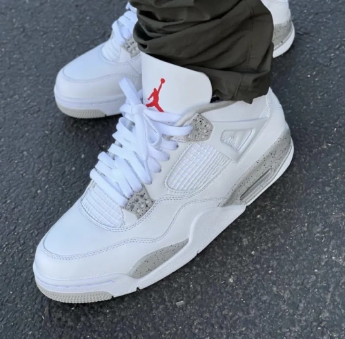 Jordan 4 Retro White Oreo (2021) CT8527-100 review 