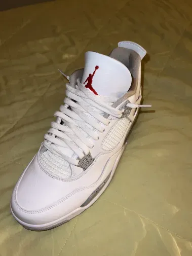 Jordan 4 Retro White Oreo (2021) CT8527-100 review Lux