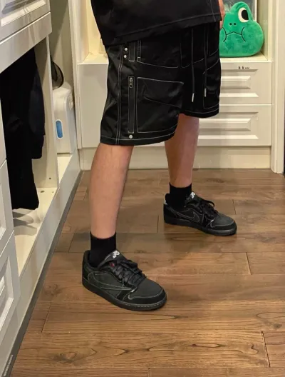 Air Jordan 1 Low Black Phantom Travis Scott DM7866-001 review Michael