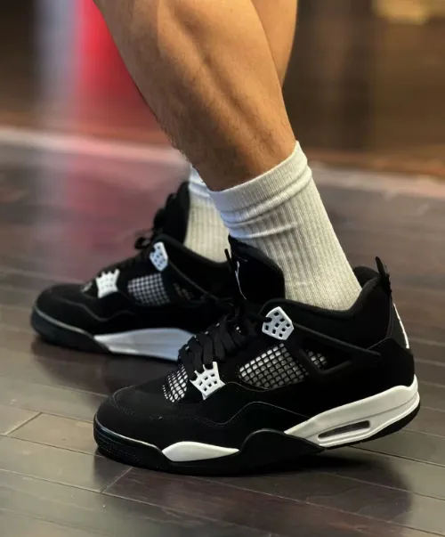 Jordan 4 Retro White Thunder FQ8138-001 review Elijah