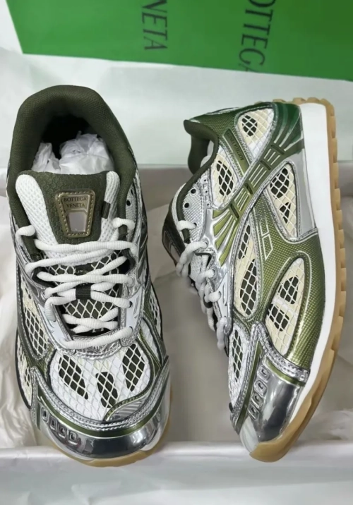 Bottega Veneta Orbit Mud White 741357V2X402848 review 