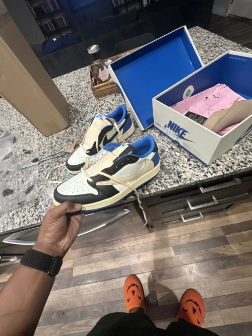 Fragment Design x Travis Scott x Air Jordan 1 Retro Low DM7866-140  review 