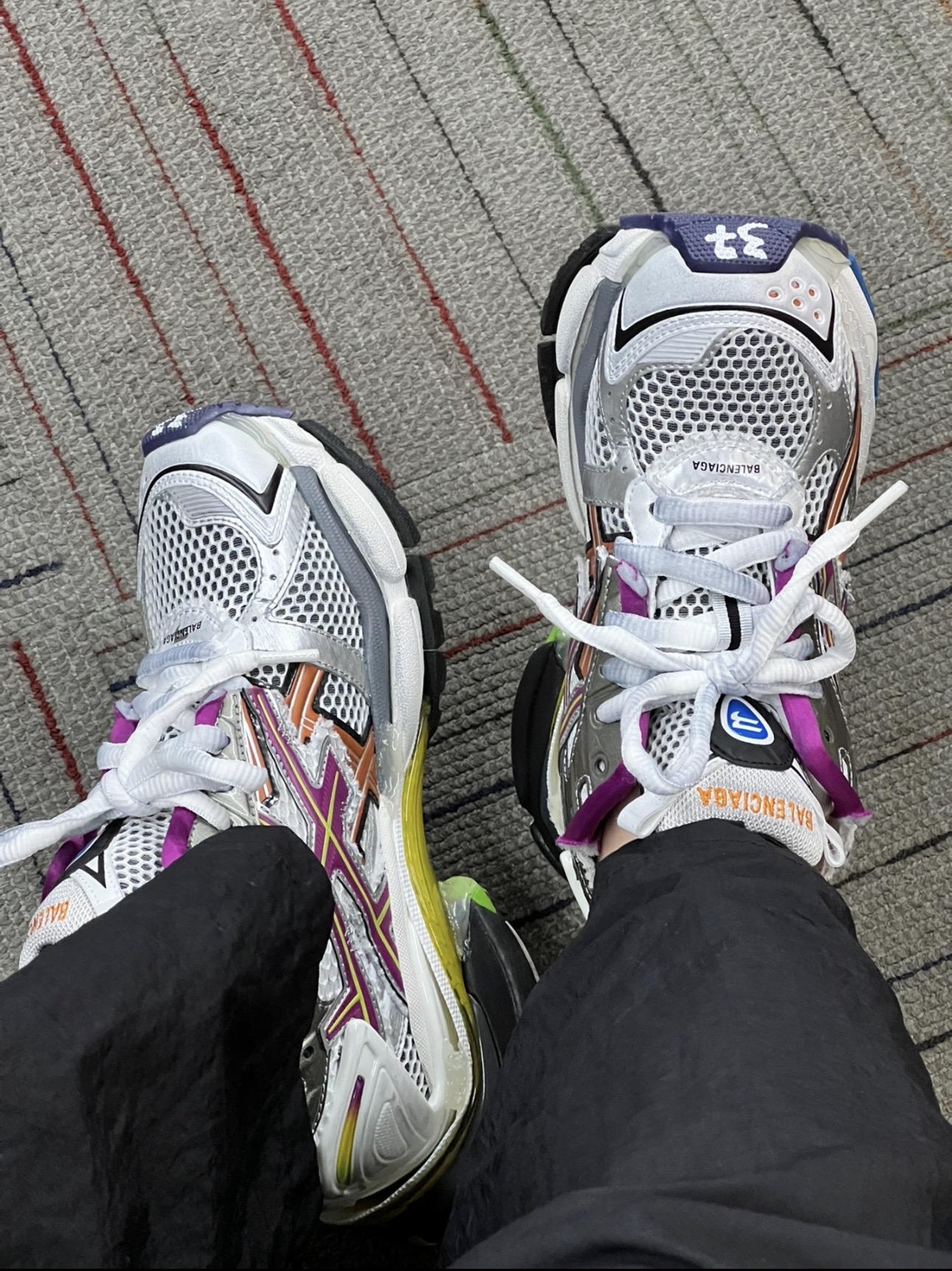 Balenciaga Runner Multicolor 677402W3RB68123 review Martin