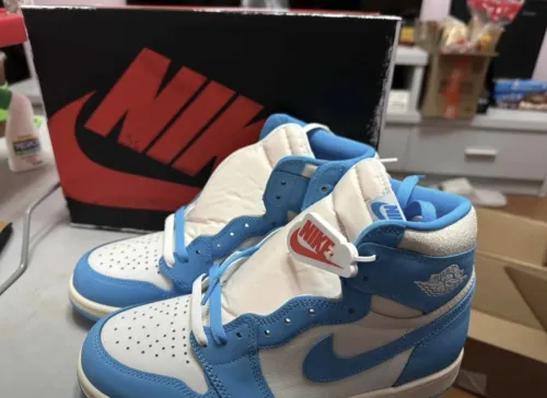 Jordan 1 Retro High OG UNC Reimagined DZ5485-402 review Darry