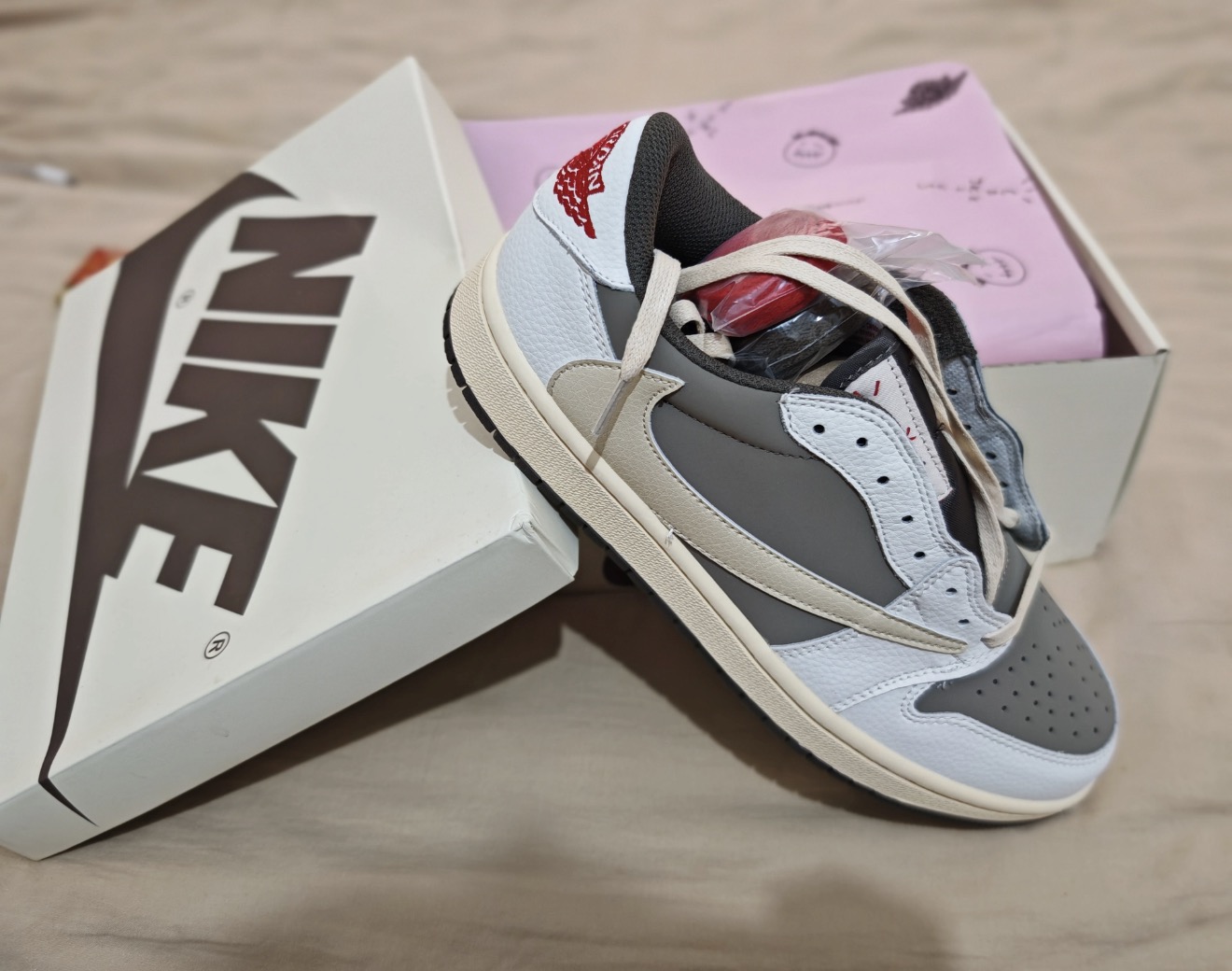 Jordan 1 Retro Low OG SP Travis Scott Reverse Mocha DM7866-162 review David