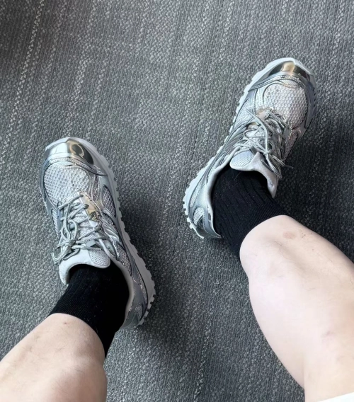 Bottega Veneta Orbit Silver 741357V4V511414 review 