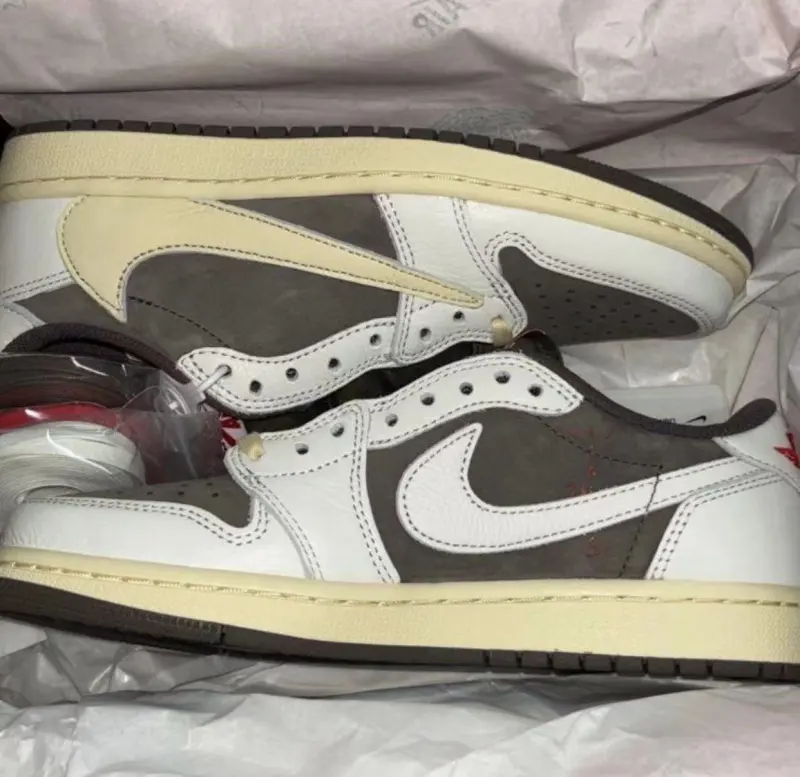 Jordan 1 Retro Low OG SP Travis Scott Reverse Mocha DM7866-162 review jax