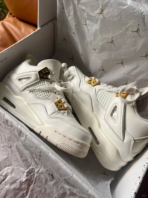 Jordan 4 Retro Metallic Gold AQ9129-170 review 