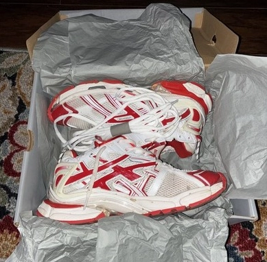 Balenciaga Runner Sneaker White Red 677403 W3RB2 9060 review 
