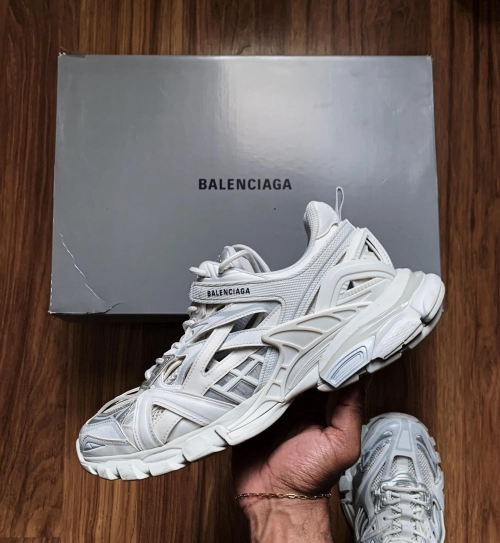 Balenciaga Track.2 White 568615W2GN19000 review 