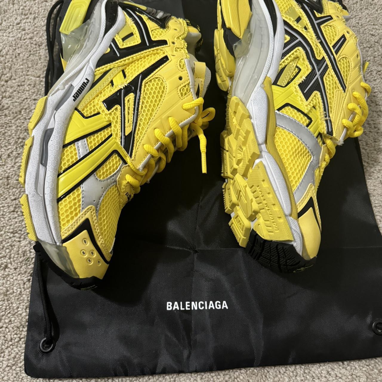 Balenciaga Runner Black Yellow 677402 W2RD3 0510 review Mia
