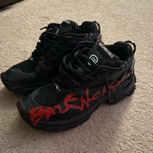 Balenciaga Runner Graffiti Black Red 677403W3RBQ1060 review 