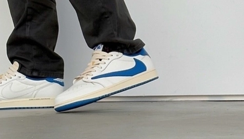 Jordan 1 Retro Low OG SP Fragment x Travis Scott Sail Military Blue DM7866-104 review 