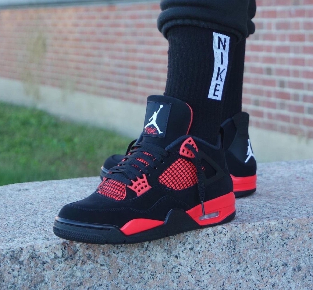 Jordan 4 Retro Red Thunder CT8527-016 review William