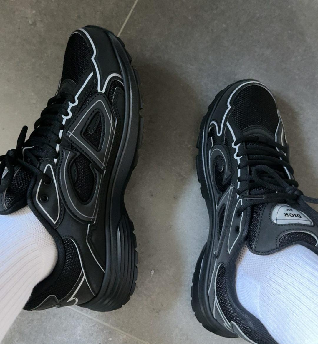 Dior B30 Triple Black 3SN279ZRF_H900 review Paul