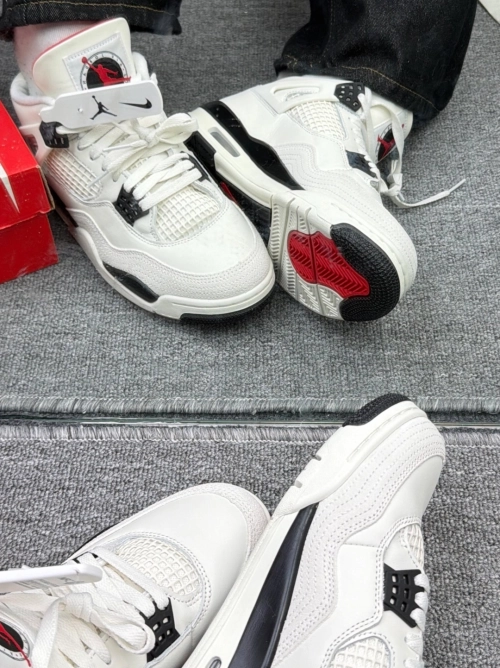 Jordan 4 Retro OG Flight Club Men's IM4002-100 review 